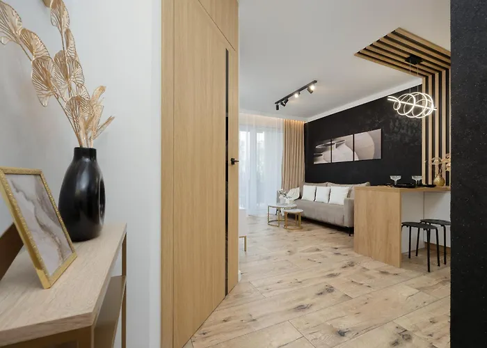 Herbu Oksza Elegant Apartment With Parking By Noclegi Renters