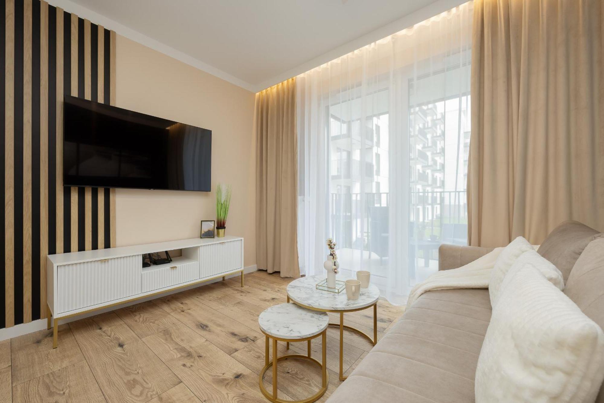 Herbu Oksza Elegant With Parking By Renters Apartment *