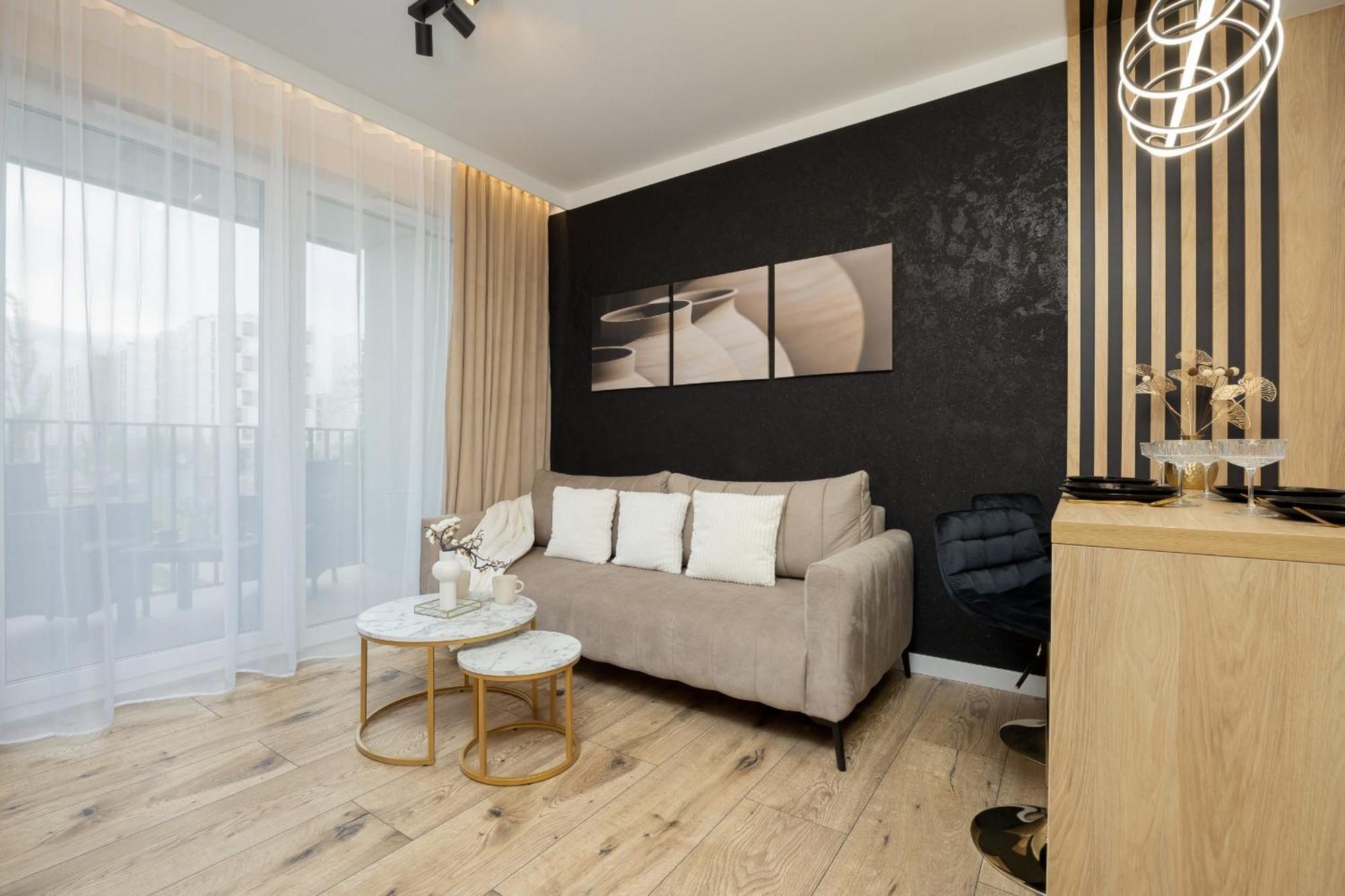 Apartment Herbu Oksza Elegant With Parking By Renters